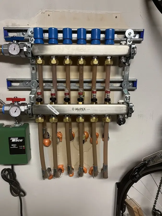 Plumber performing Sink Repair at a residential property in Jasper