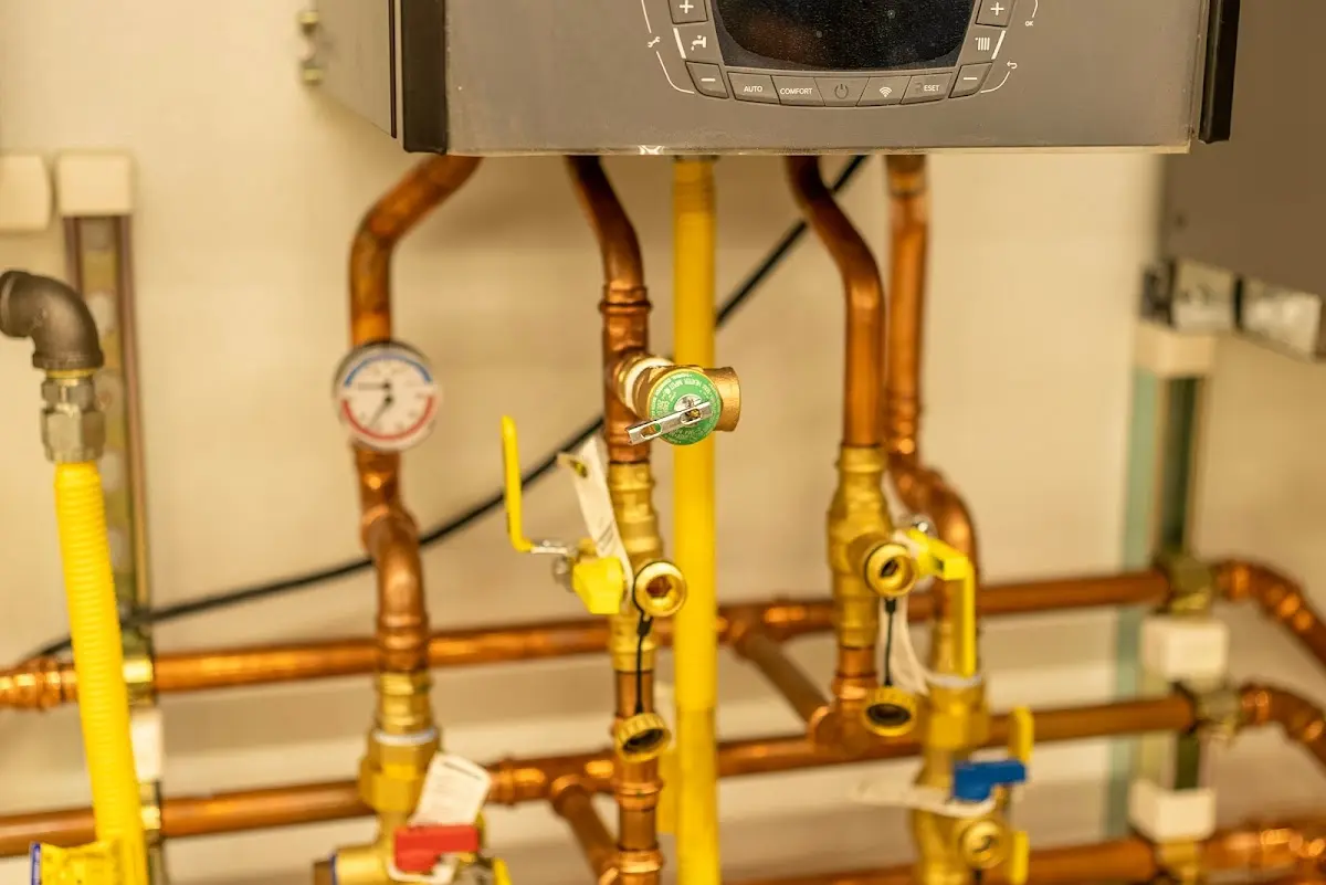 Licensed technician providing Slab Leak Repair for a homeowner in Jasper